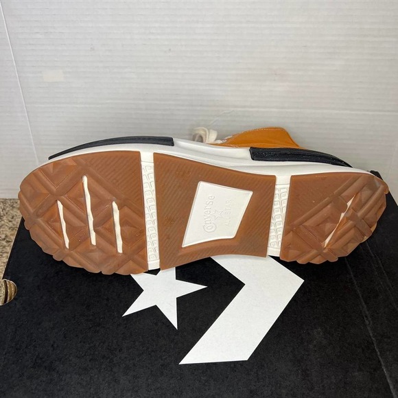 Chuck Taylor Converse Run Star Legacy Size 9 - Picture 4 of 6